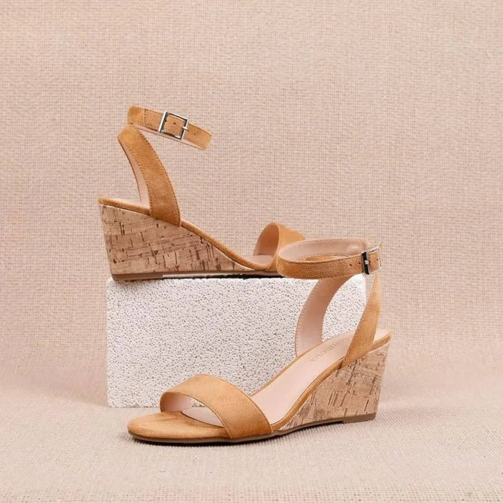 Monrovia Womens Tan Faux Suede Cork Wedge Ankle Strap Sandals Size 10‎ NEW